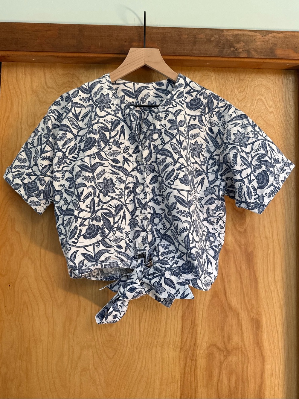 Small Blue & White Floral Button-Up Tie Front Top Coordinated Set Available - Picture 6 of 12